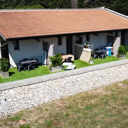 Affitto Frassanito アパート