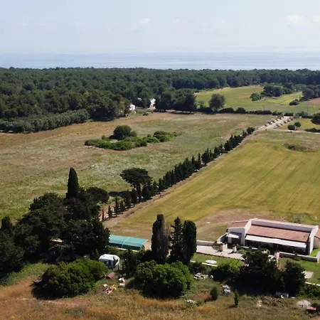 アパート Affitto Frassanito